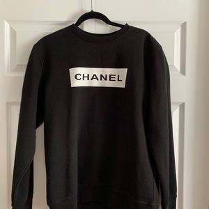 Ladies Size Medium Chanel  Sweater